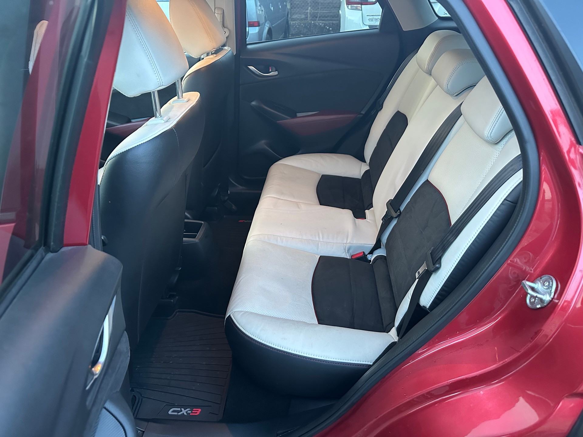 MAZDA CX-3 1.5 D Ambition FWD-image-9