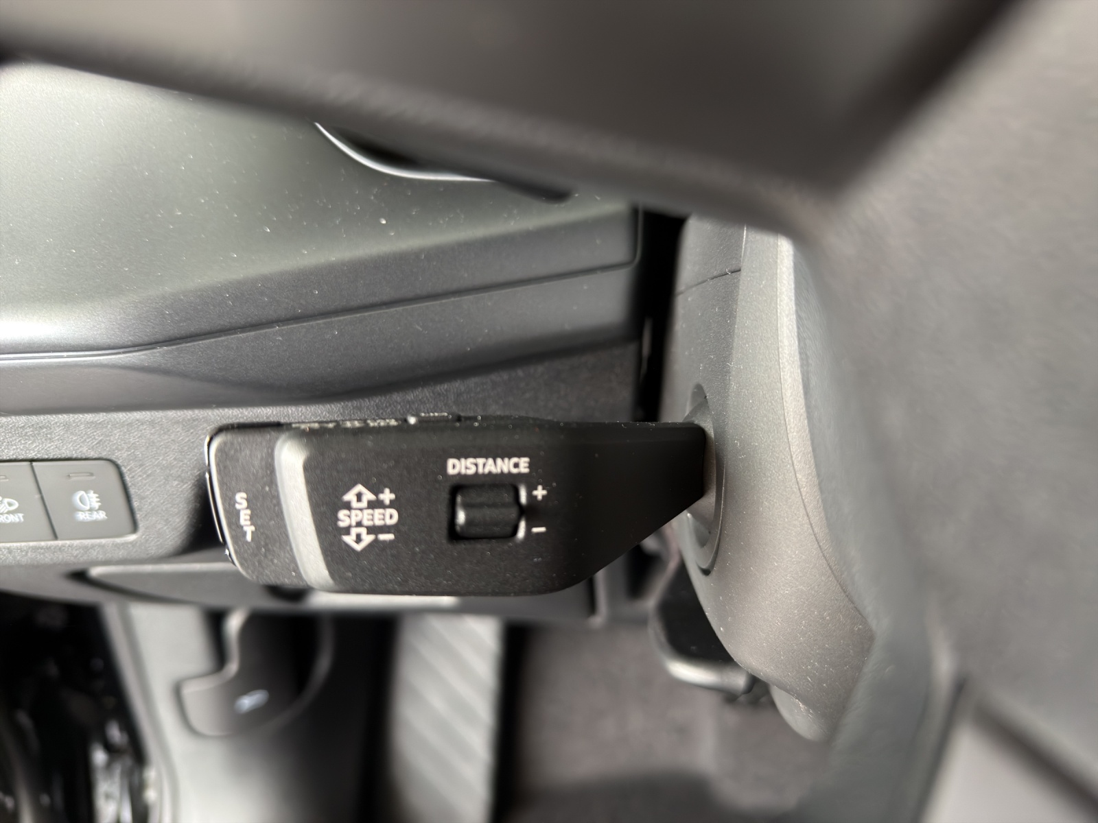 AUDI Q3 SUV 110 kW TFSI S tronic-image-14