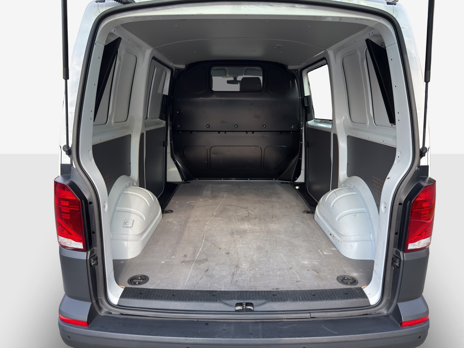 VW T6.1 2.0 TDI-image-12