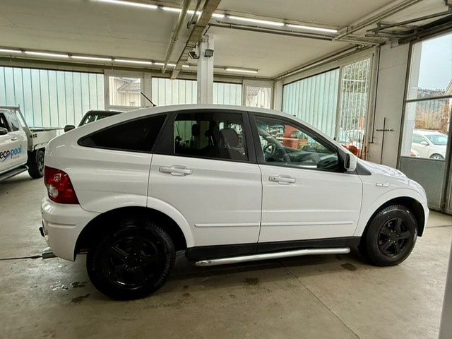 KGM-SsangYong Actyon 200 Xdi 4WD Comfort-image-1
