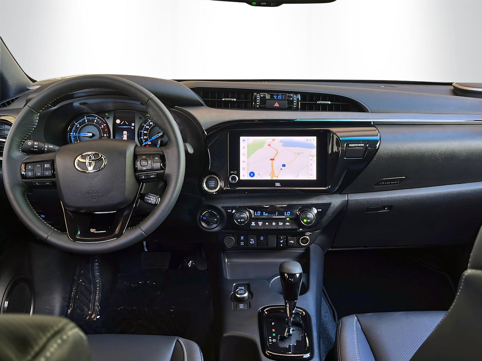 TOYOTA Hilux Double Cab.-Pick-up 2.8 D-4D MHEV 204 Invincible-image-7