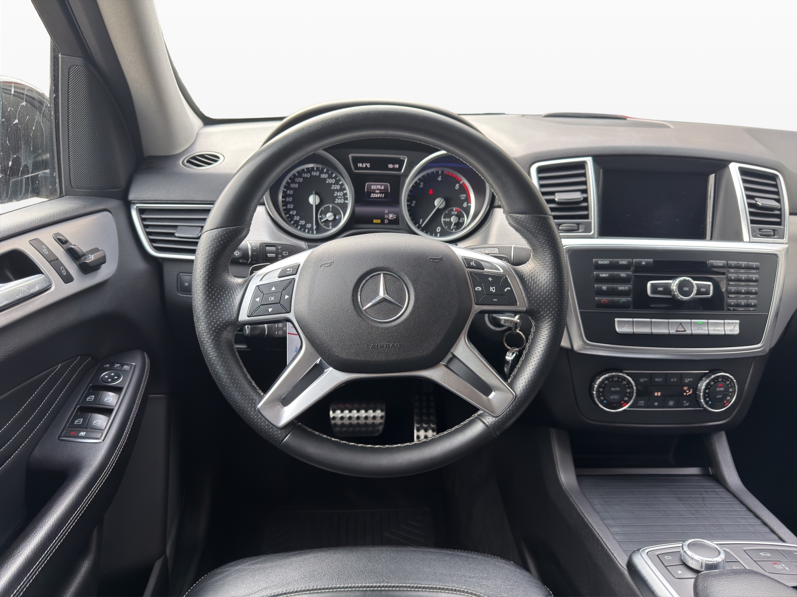 MERCEDES-BENZ ML 350 BlueTEC Executive 4Matic 7G-Tronic-image-10