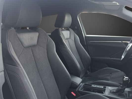 AUDI Q3 SB 35 TFSI S line Attr-image-7