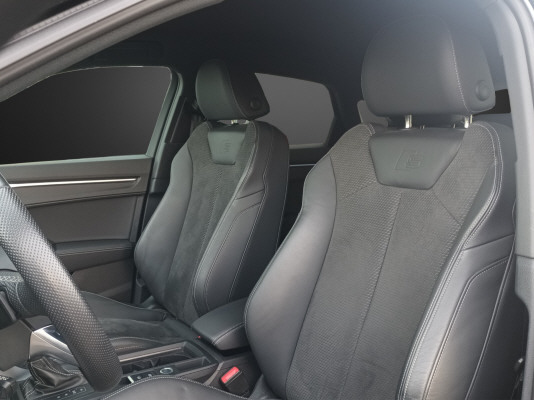 AUDI Q3 SB 35 TFSI S line Attr-image-6