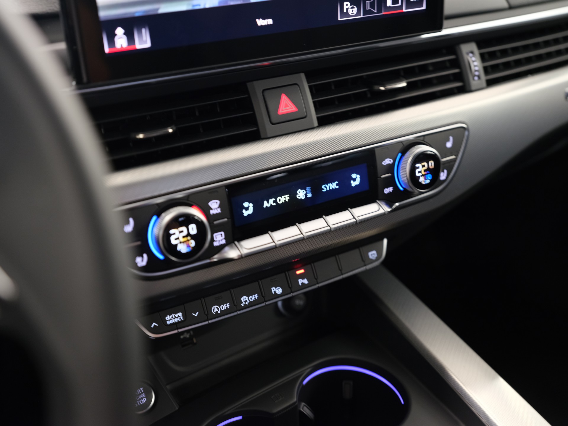 AUDI A4 Avant 40 TFSI S-tronic quattro *S Line Interieur* *Ambientebeleuchtung* *Glanzpaket*-image-20
