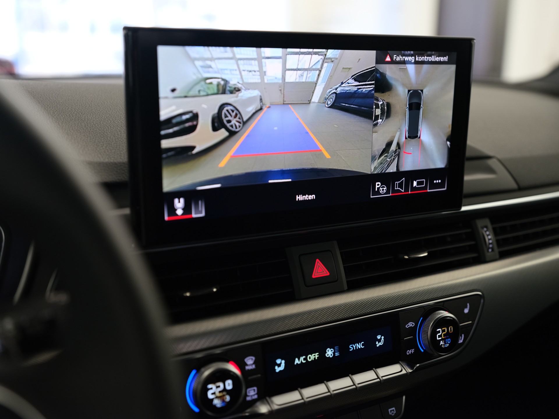 AUDI A4 Avant 40 TFSI S-tronic quattro *S Line Interieur* *Ambientebeleuchtung* *Glanzpaket*-image-19