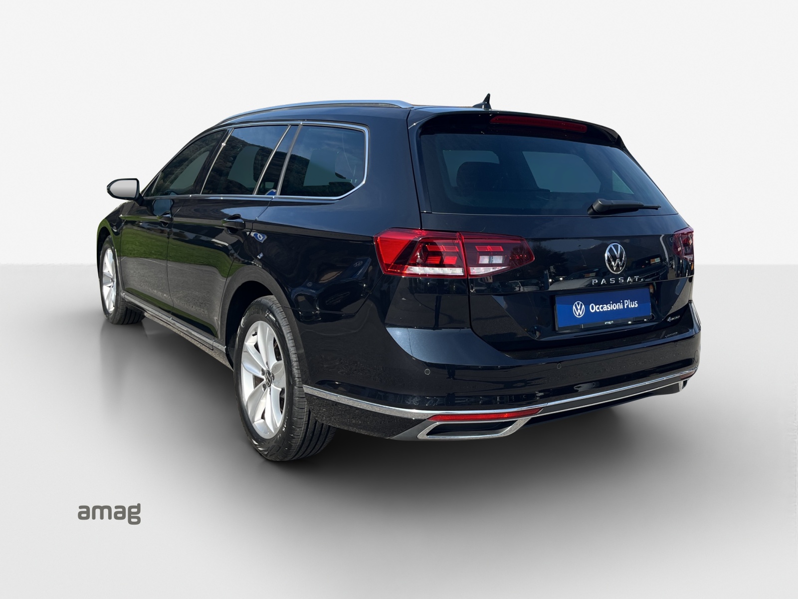 VW Passat 2.0 TDI BMT Elegance 4Motion DSG-image-2