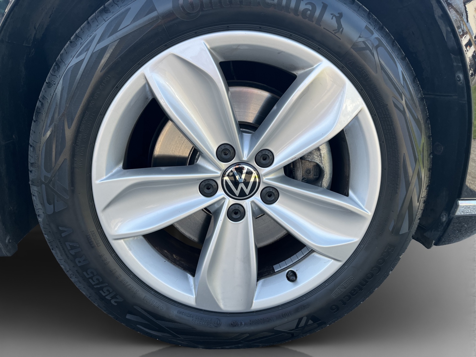 VW Passat 2.0 TDI BMT Elegance 4Motion DSG-image-14