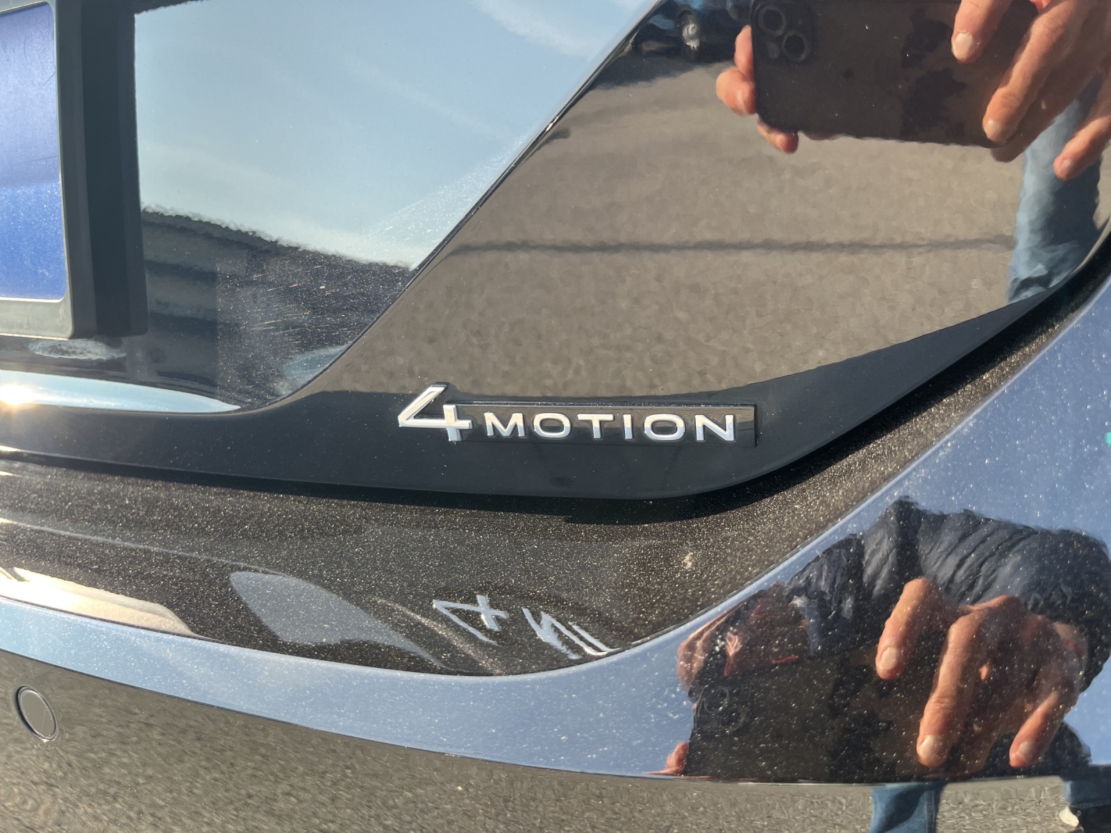 VW Passat 2.0 TDI BMT Elegance 4Motion DSG-image-15