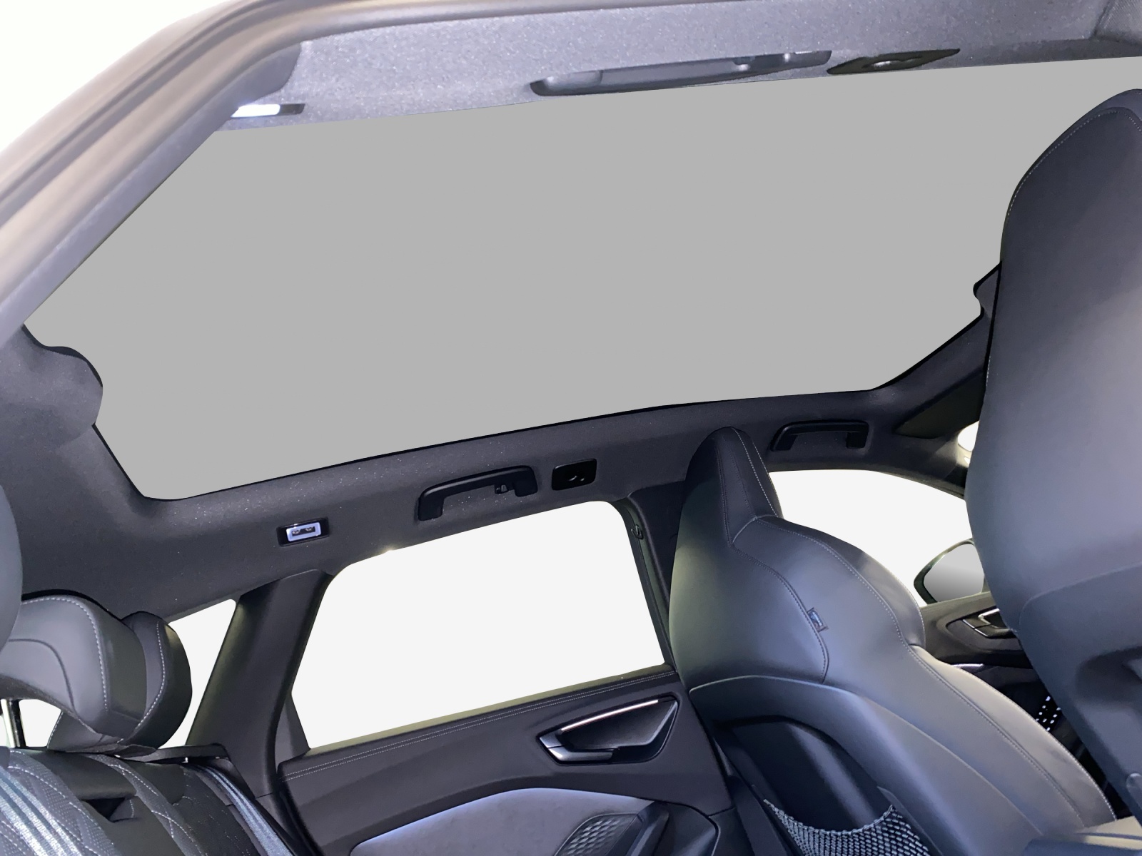 AUDI 367 PS Hybrid 4x4-image-13