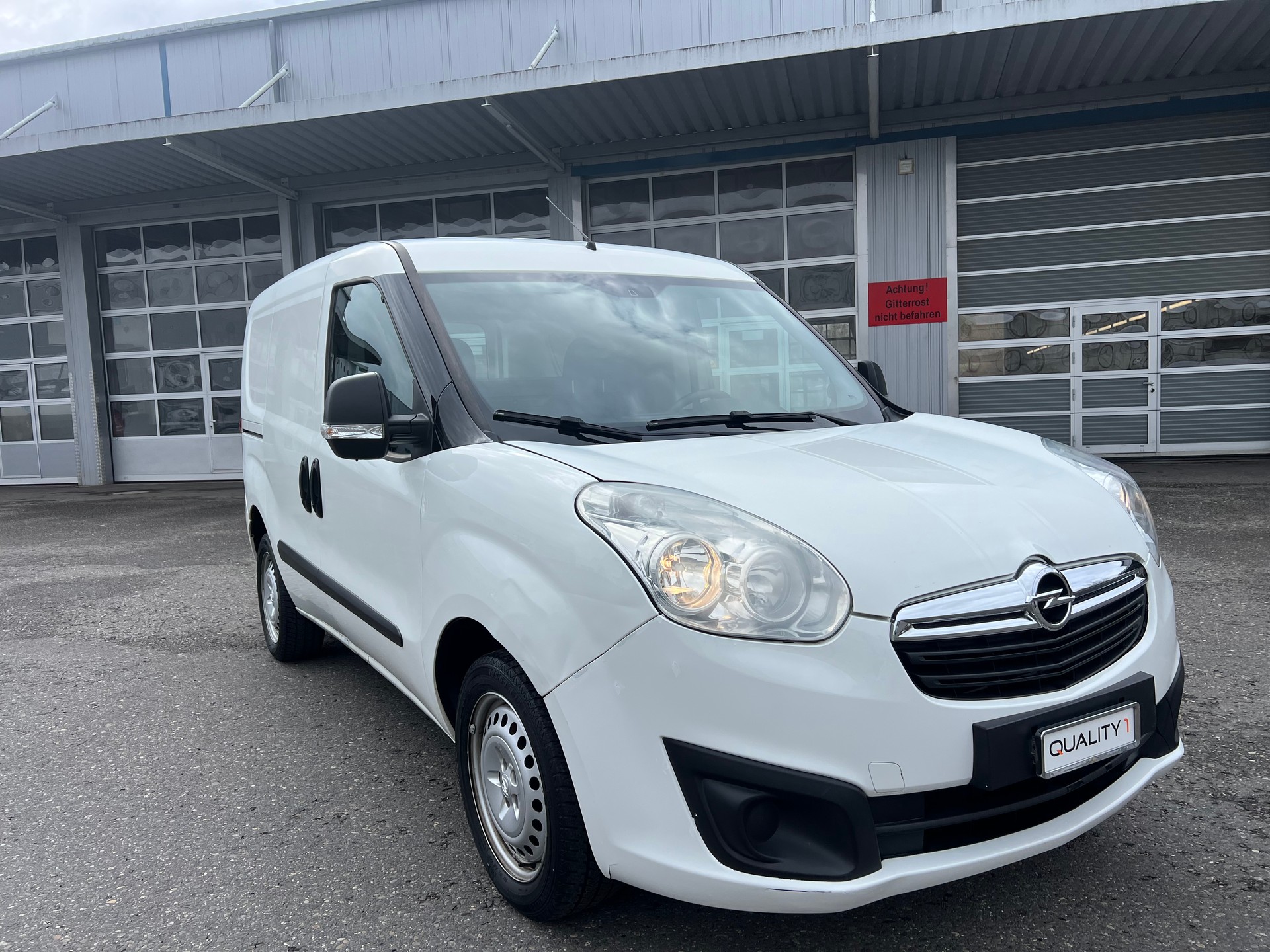 OPEL Combo 1.4i 2.4 L2H1-image-2