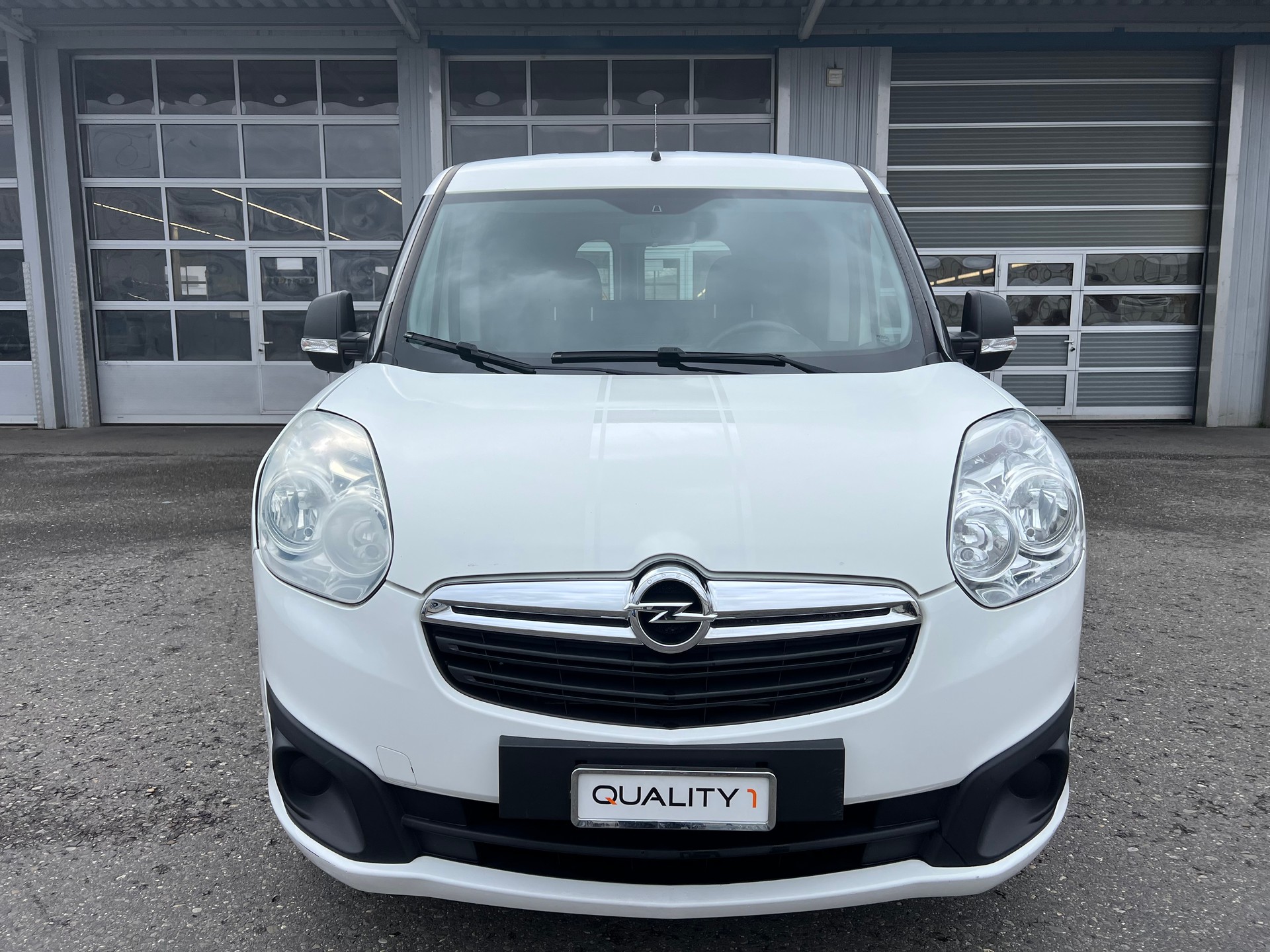 OPEL Combo 1.4i 2.4 L2H1-image-0