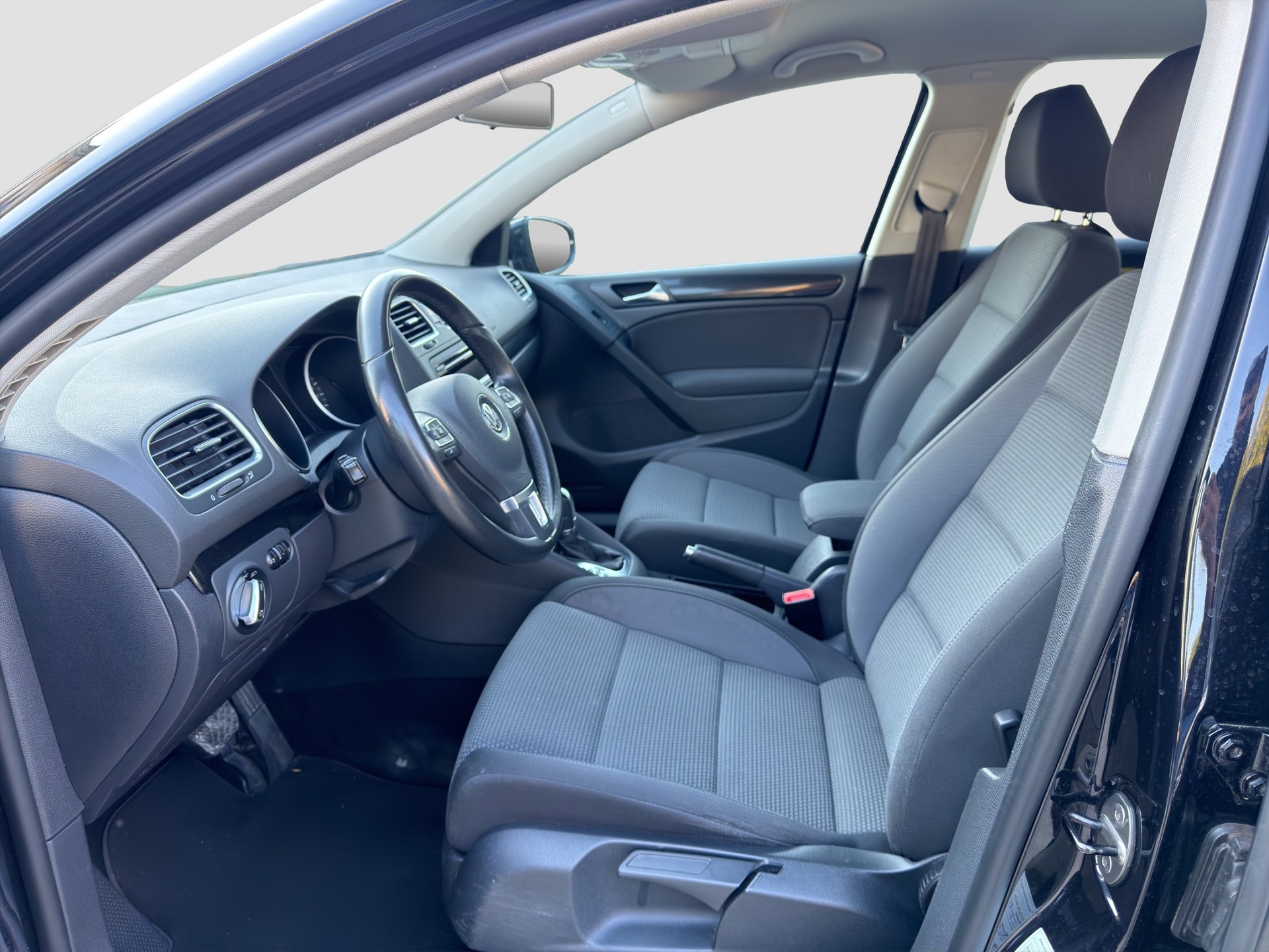 VW Golf 1.4 TSI Comfortline DSG-image-8
