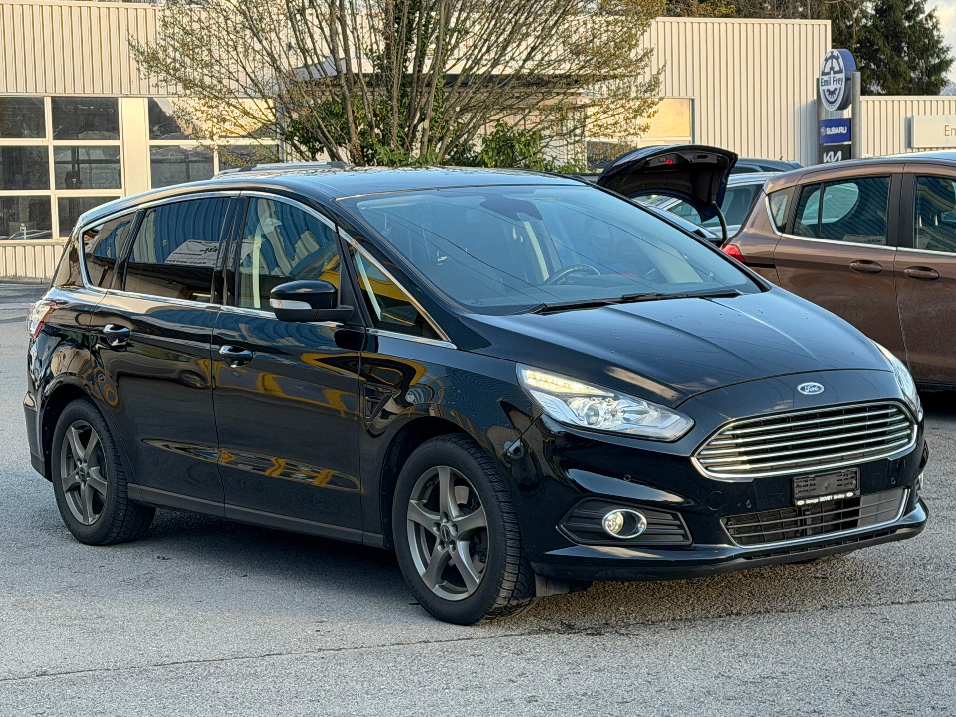 FORD S-Max 2.0 TDCi Titanium PowerShift-image-4