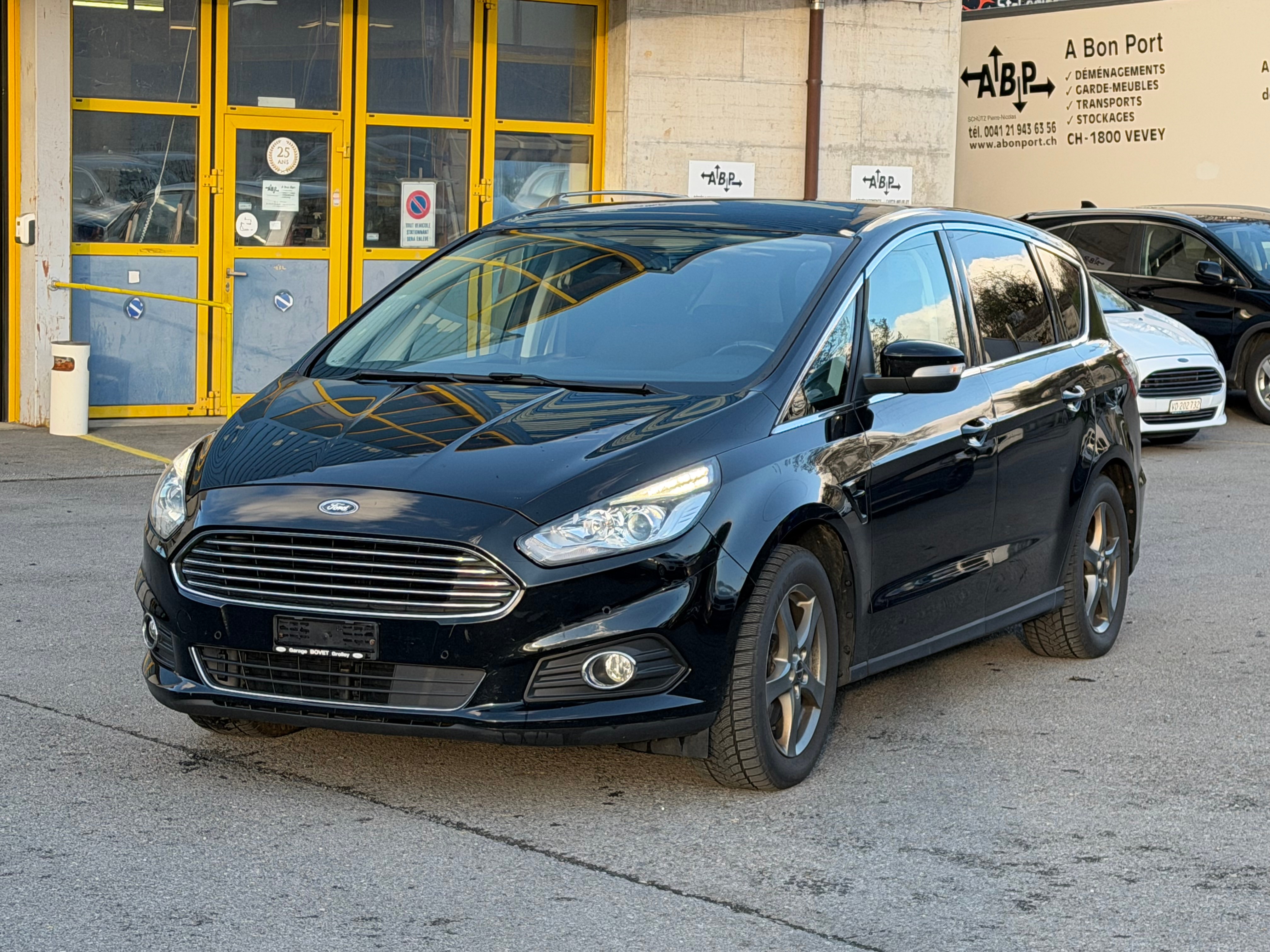 Car photo