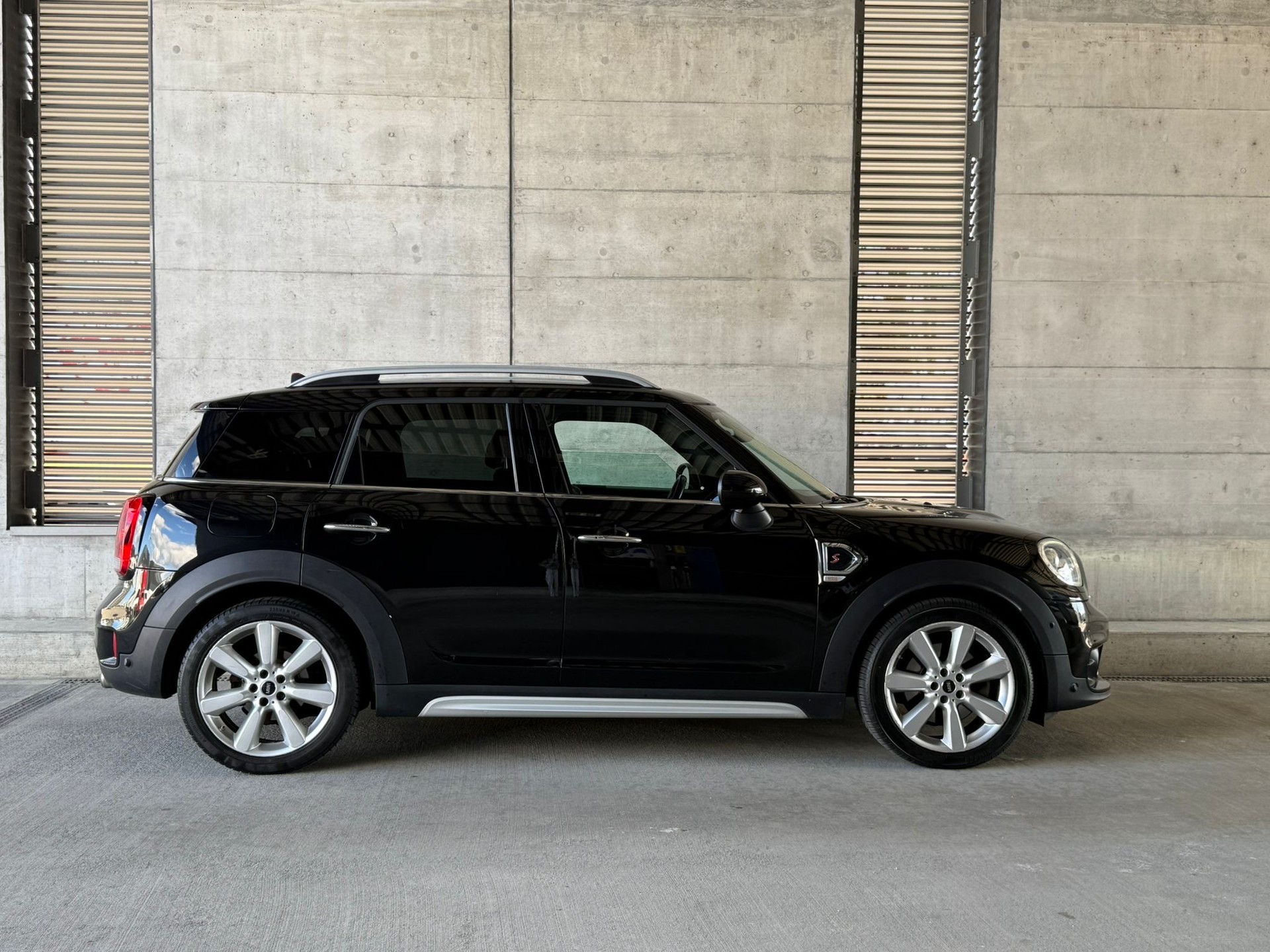 MINI Countryman Cooper S ALL4 Steptronic-image-3