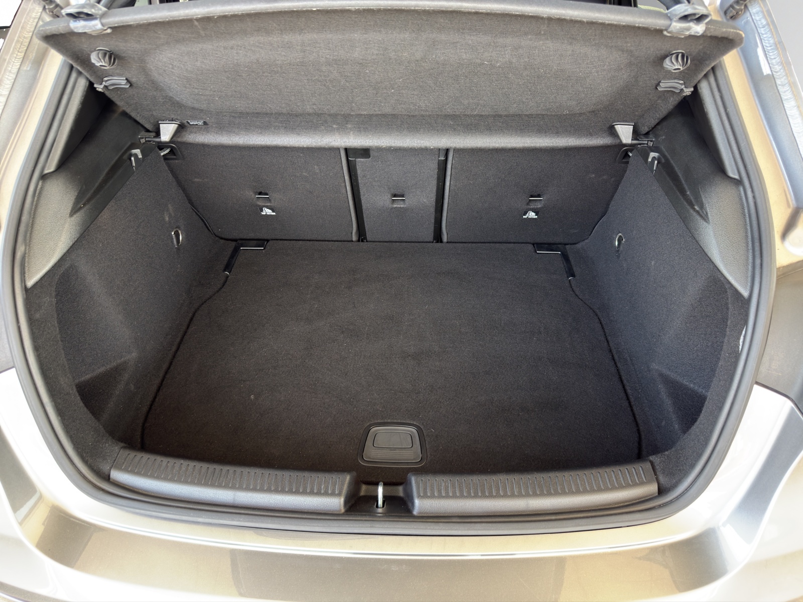 Image MERCEDES-BENZ A-250 A 250 AMG Line 4Matic