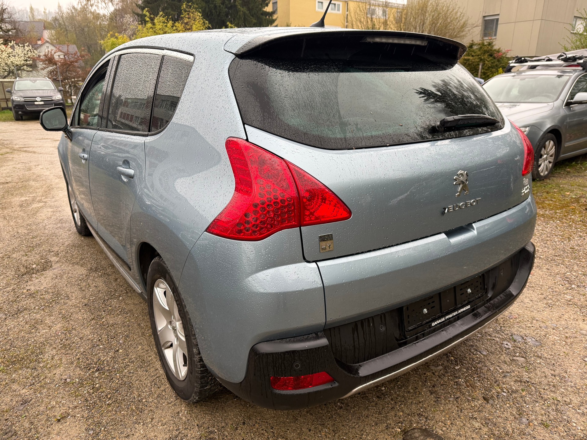 PEUGEOT 3008 HYbrid4 2.0 HDI EGS6-image-5