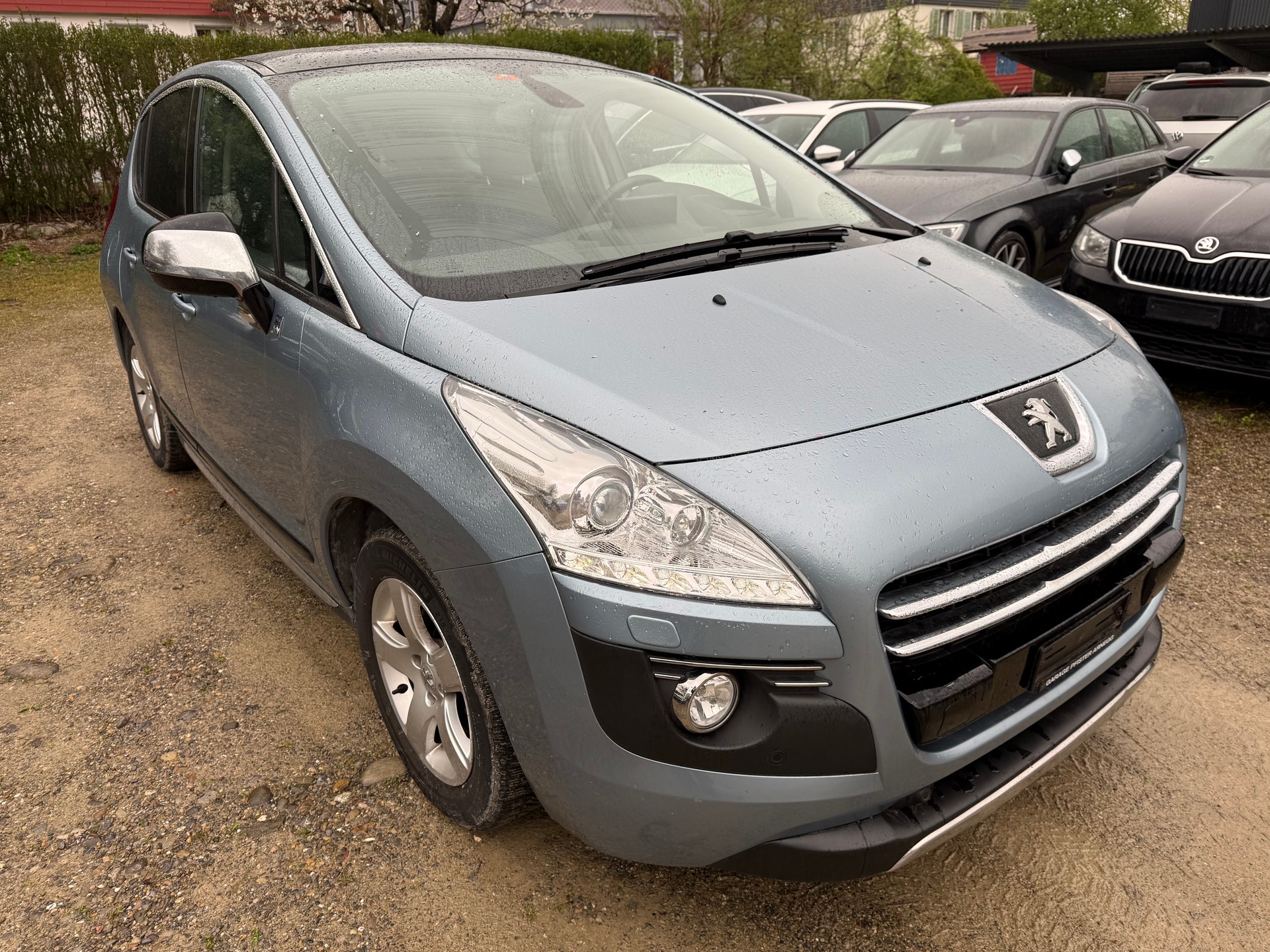 PEUGEOT 3008 HYbrid4 2.0 HDI EGS6-showroom-element-2