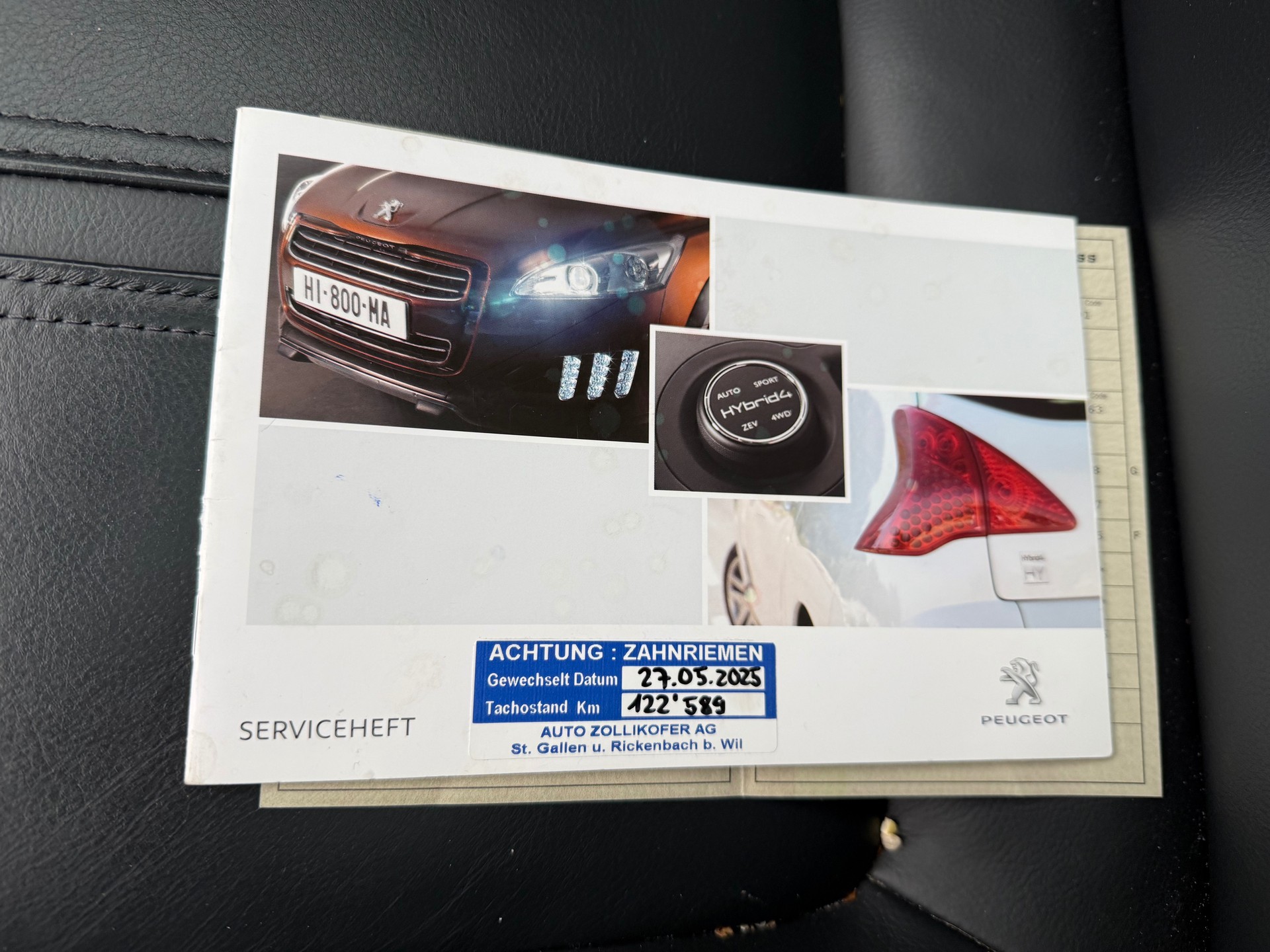 PEUGEOT 3008 HYbrid4 2.0 HDI EGS6-image-18