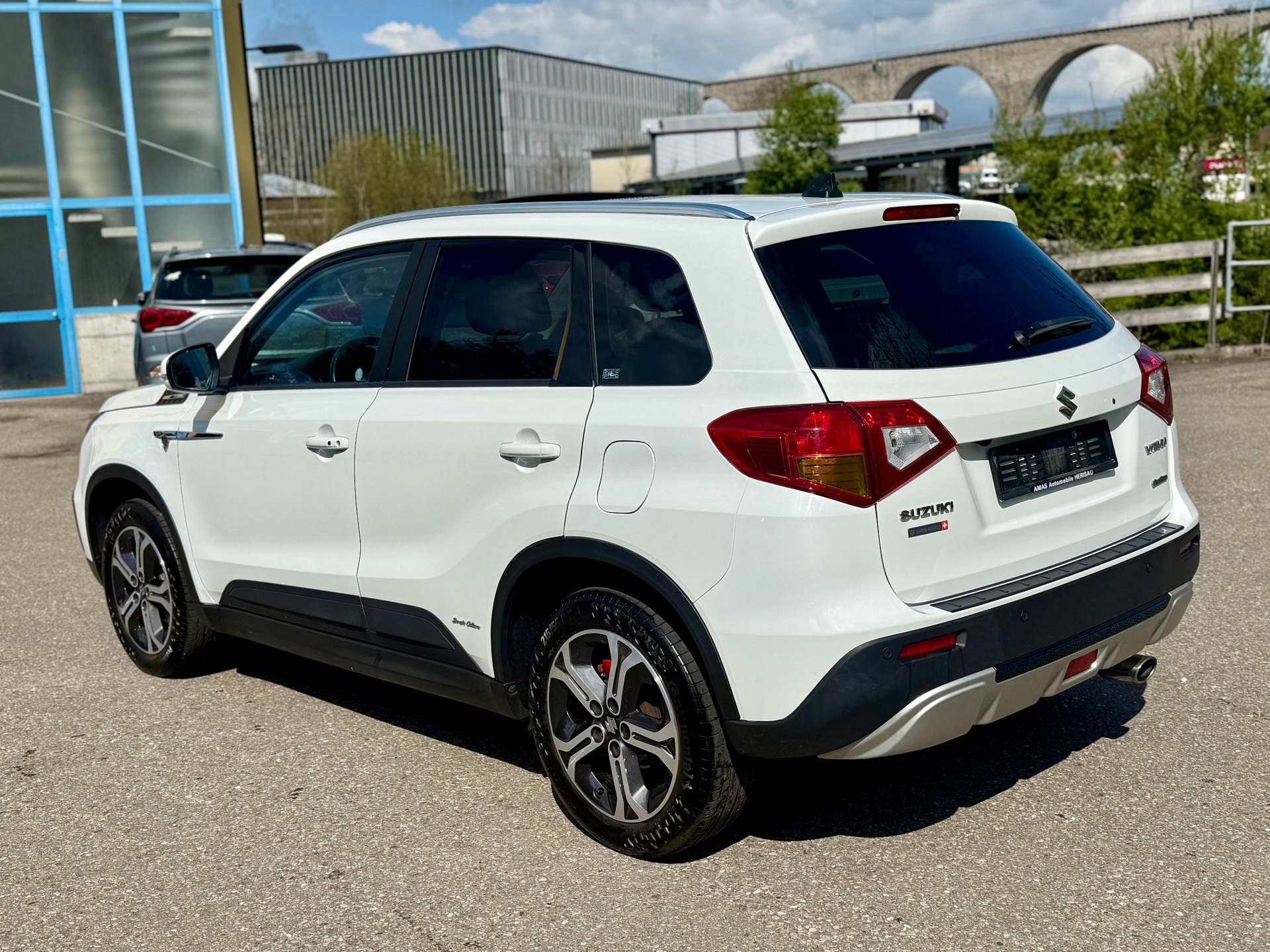 SUZUKI Vitara 1.6 S.Cellano Top-image-4