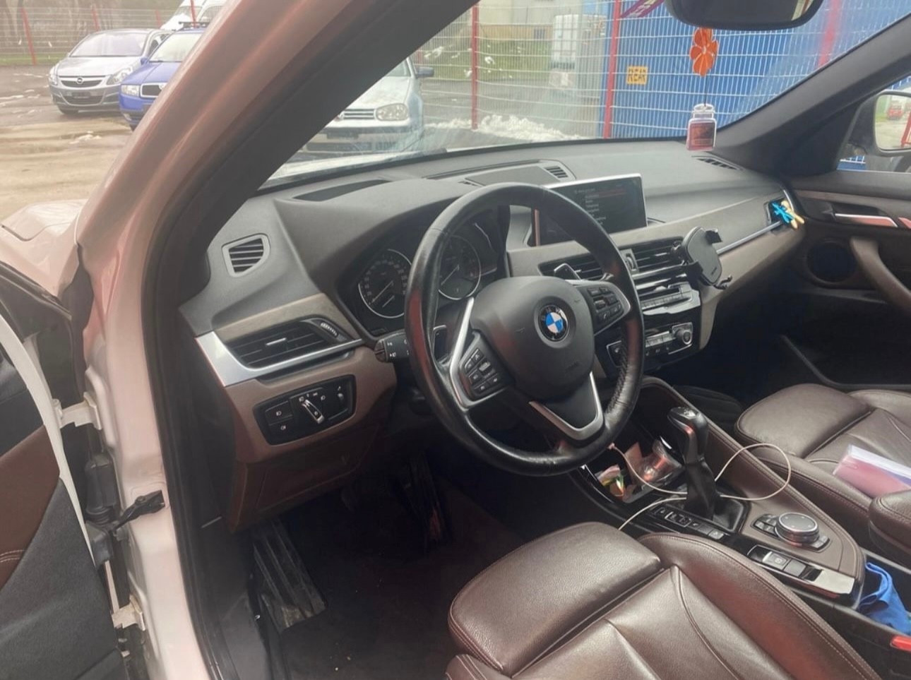 BMW X1 xDrive 25d Sport Line Steptronic-image-2