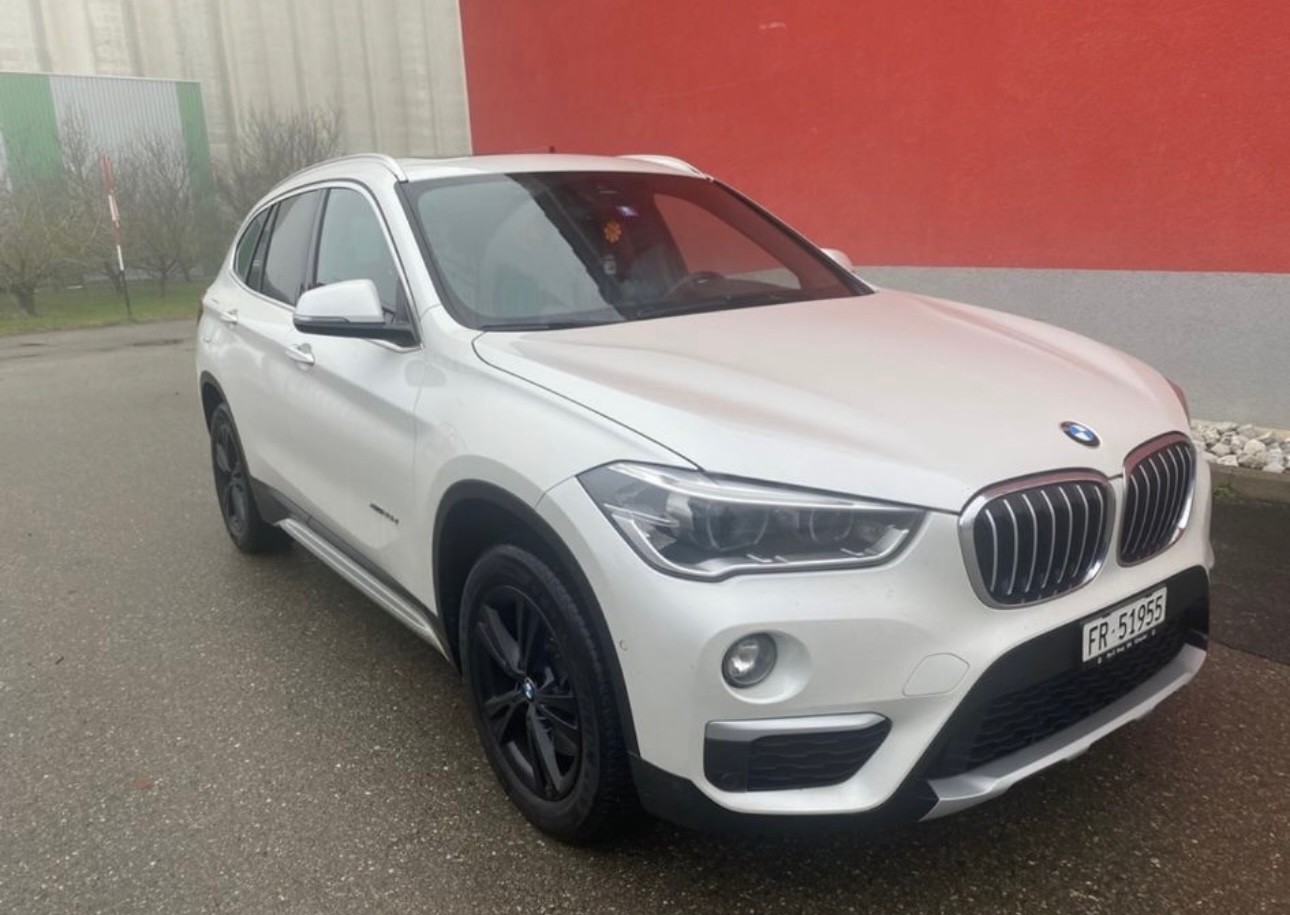 BMW X1 xDrive 25d Sport Line Steptronic-image-1