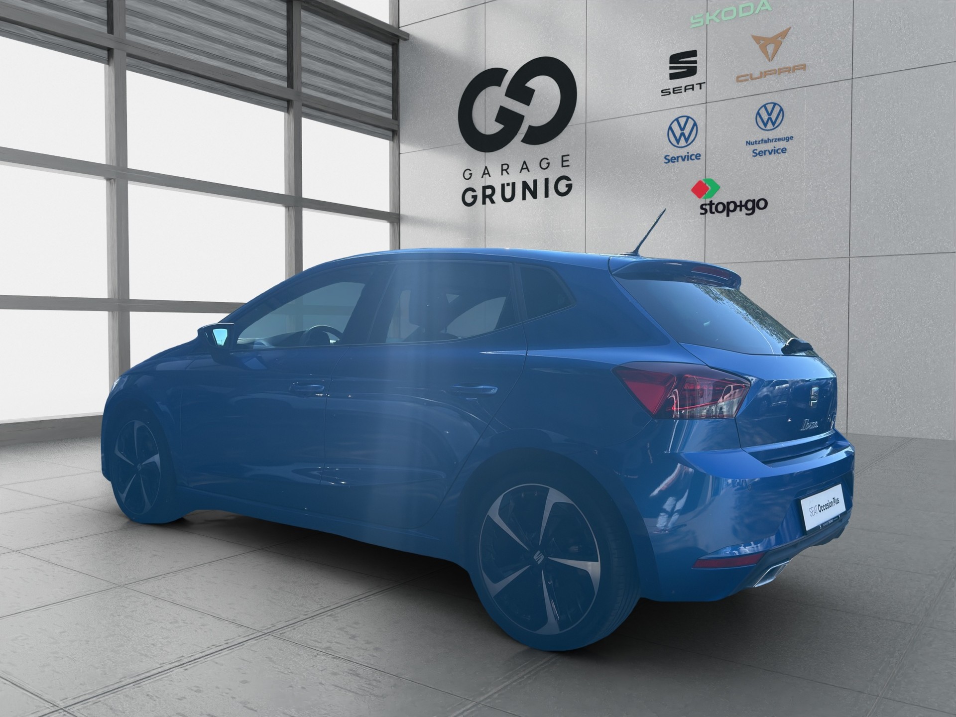 SEAT Ibiza 1.0 EcoTSI Hola FR DSG-showroom-element-3