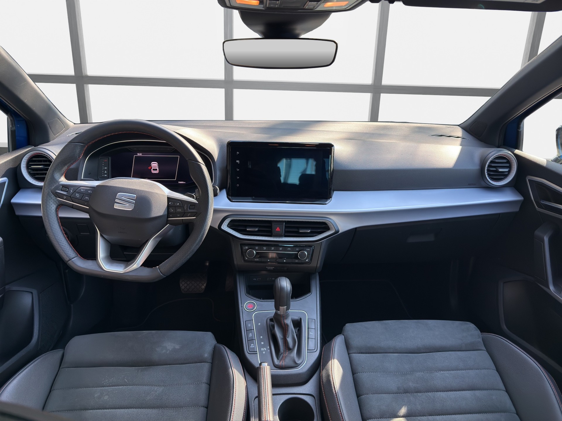 SEAT Ibiza 1.0 EcoTSI Hola FR DSG-image-7