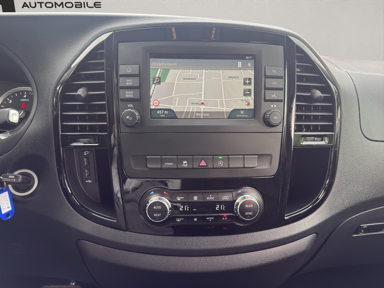 MERCEDES-BENZ Vito 119 Kombi E 2.0 CDI Select-image-11