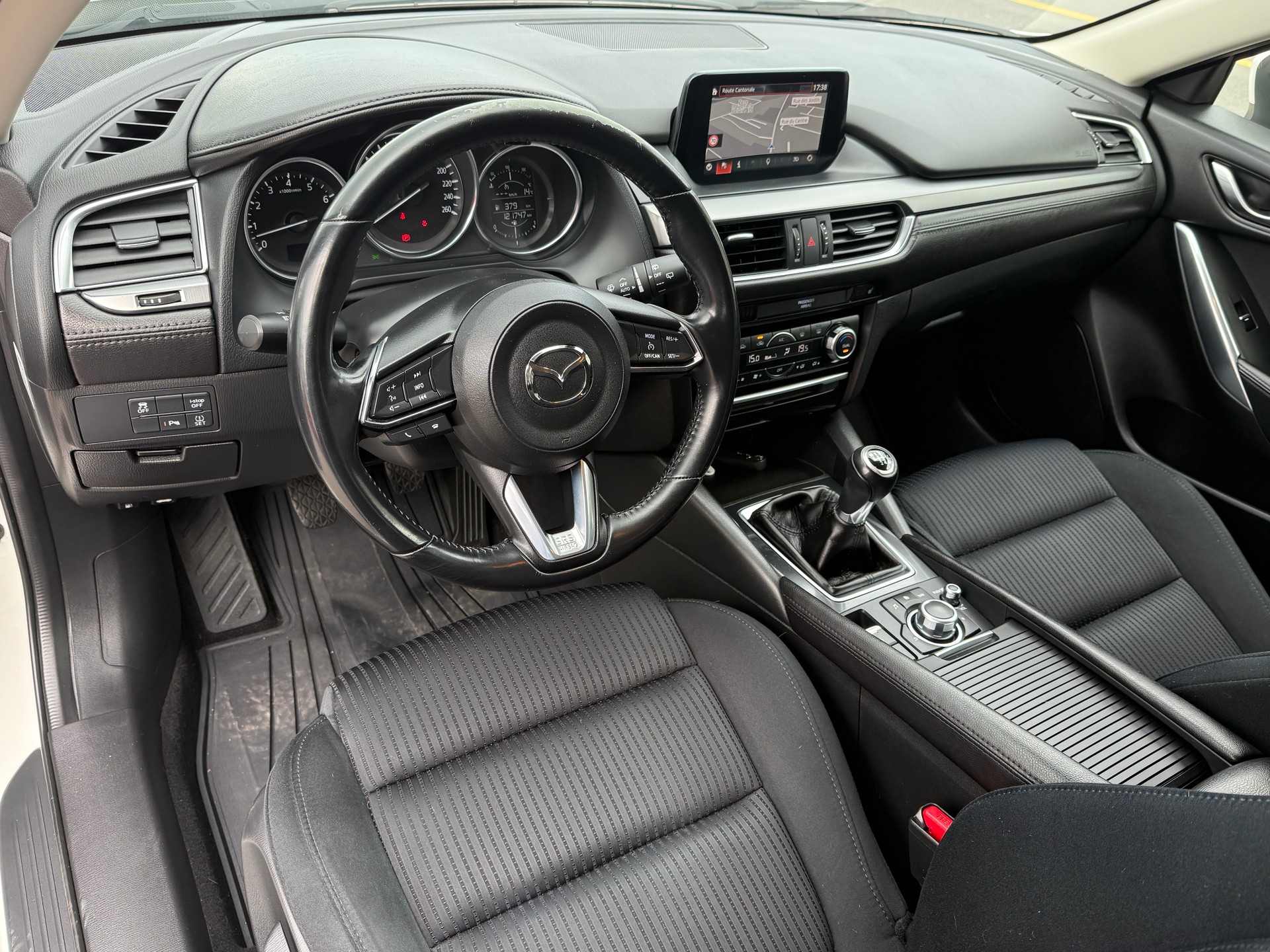 MAZDA 6 Sportwagon SKYACTIV-G 165 Ambition-image-17