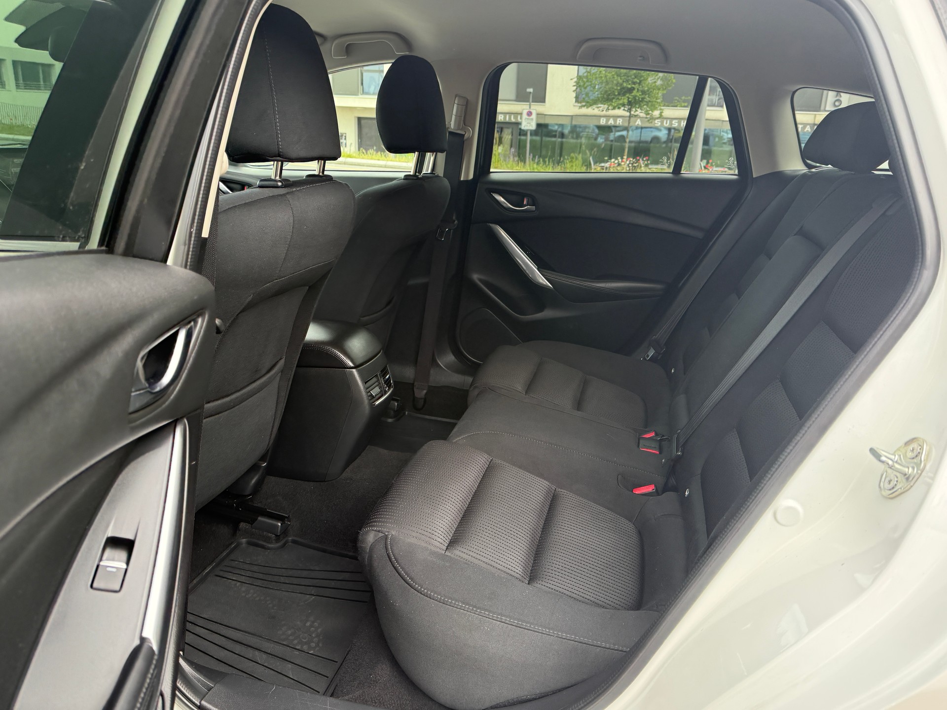 MAZDA 6 Sportwagon SKYACTIV-G 165 Ambition-image-23