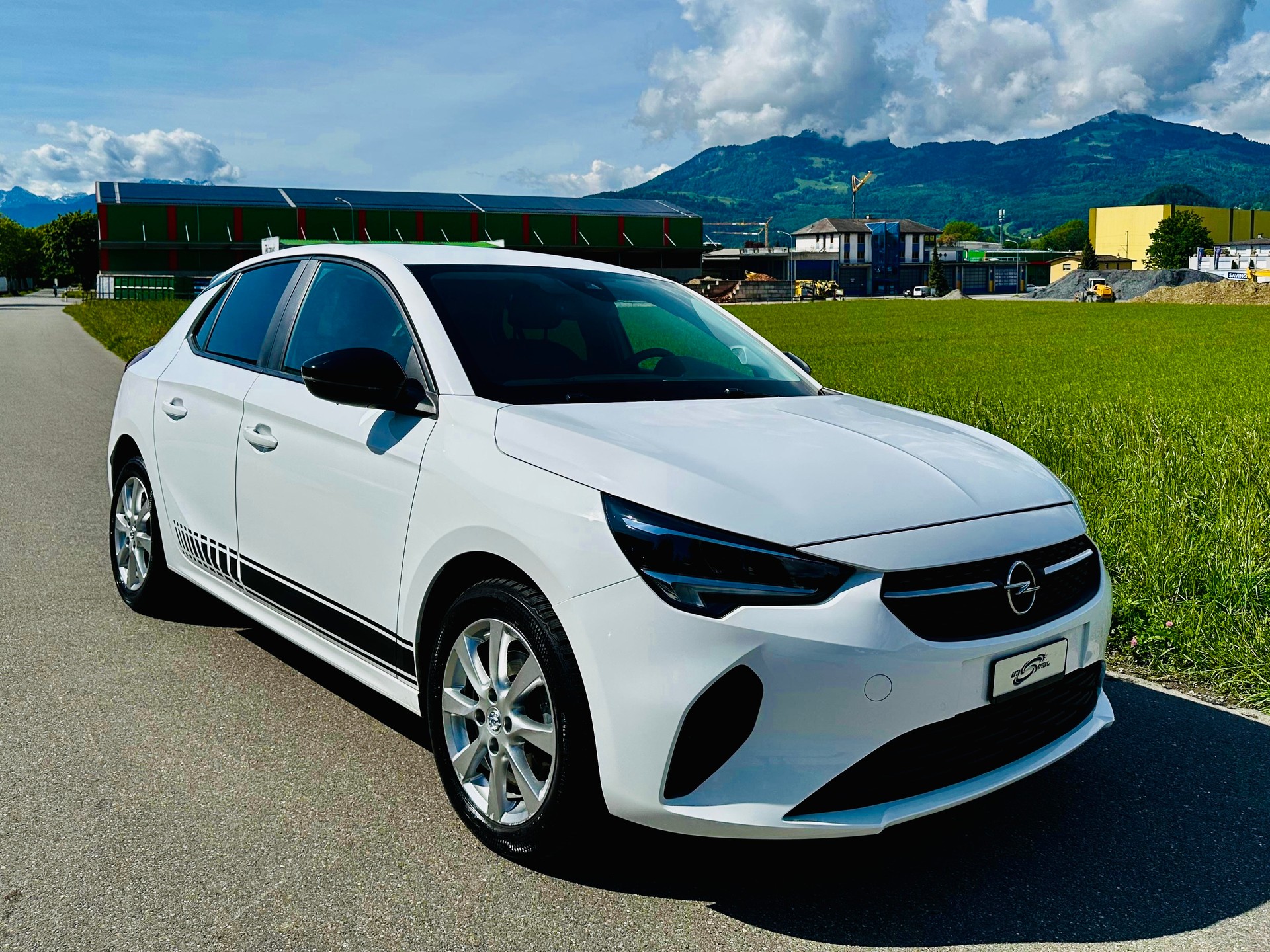 OPEL Corsa 1.2 TP Edition-image-5