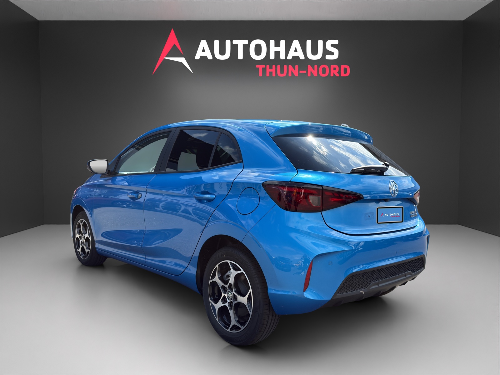 MG 3 1.5 Hybrid Luxury-image-2