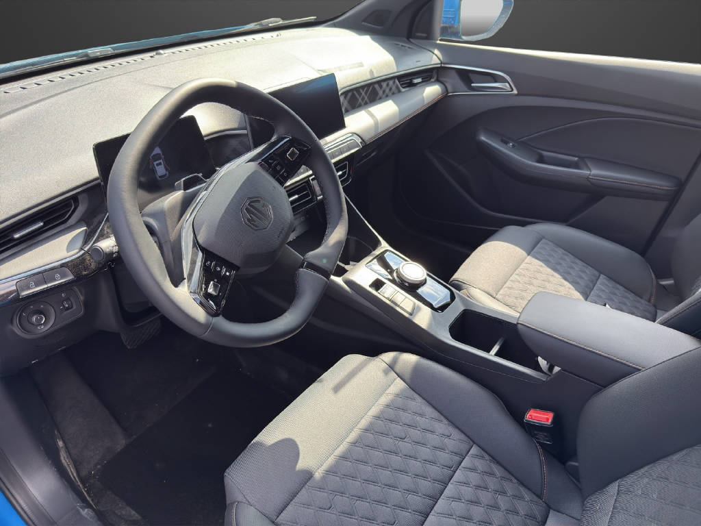 MG 3 1.5 Hybrid Luxury-image-8