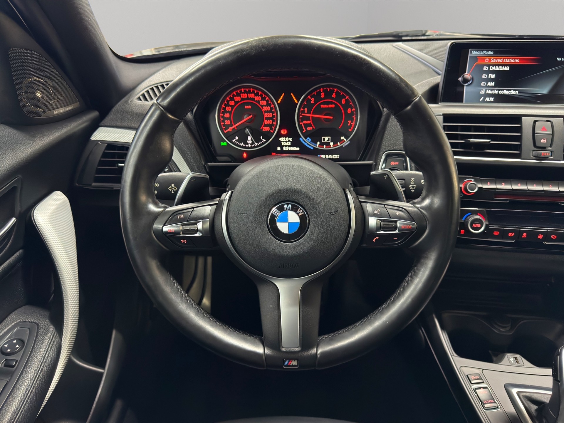 BMW M140i xDrive Steptronic-image-20