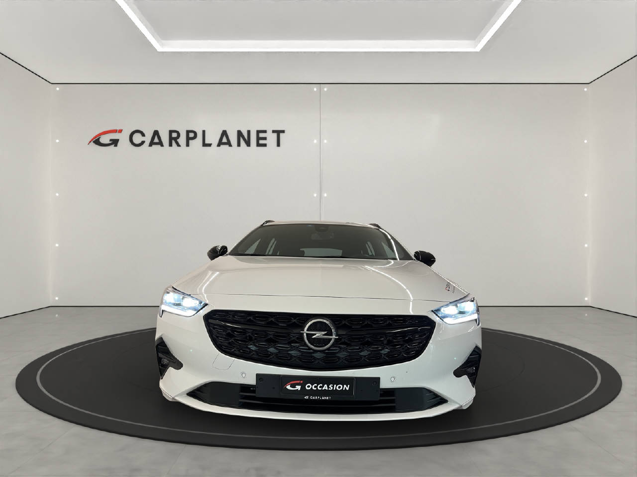 OPEL Insignia Sports Tourer 2.0 D Ultimate-image-1