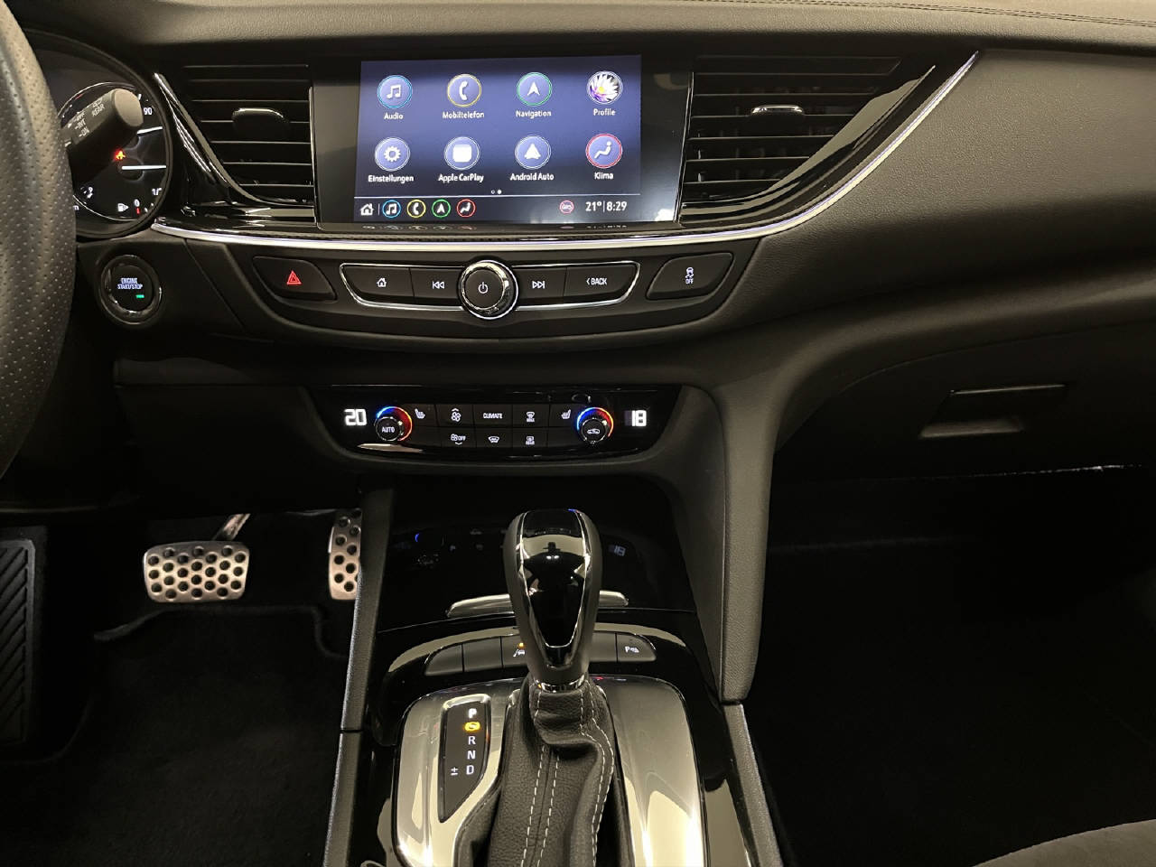 OPEL Insignia Sports Tourer 2.0 D Ultimate-image-10