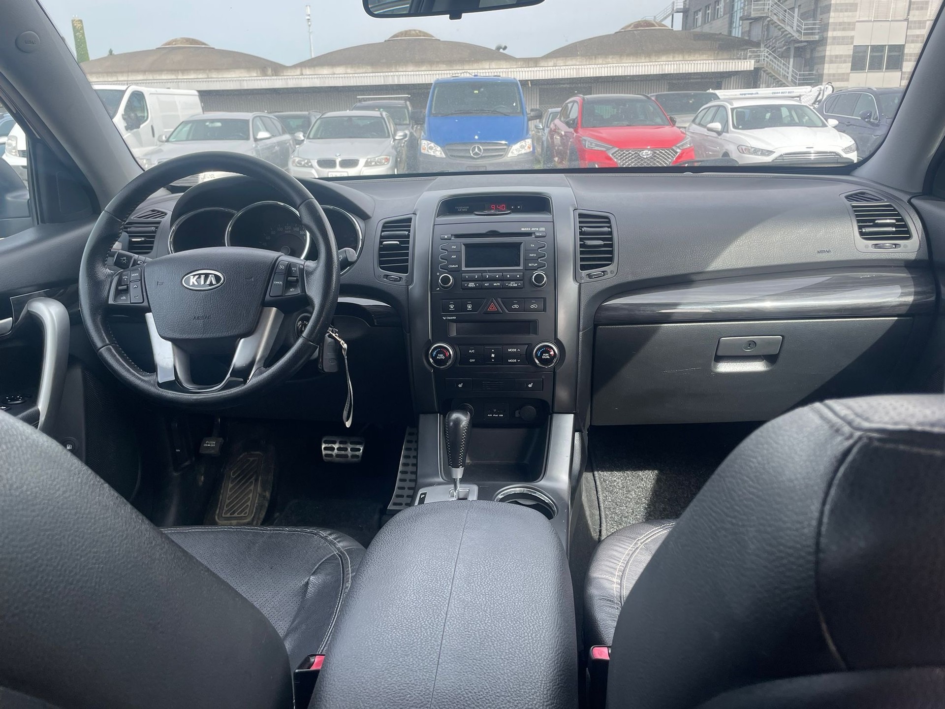 KIA Sorento 2.2 CRDI Trend Automatic-image-6