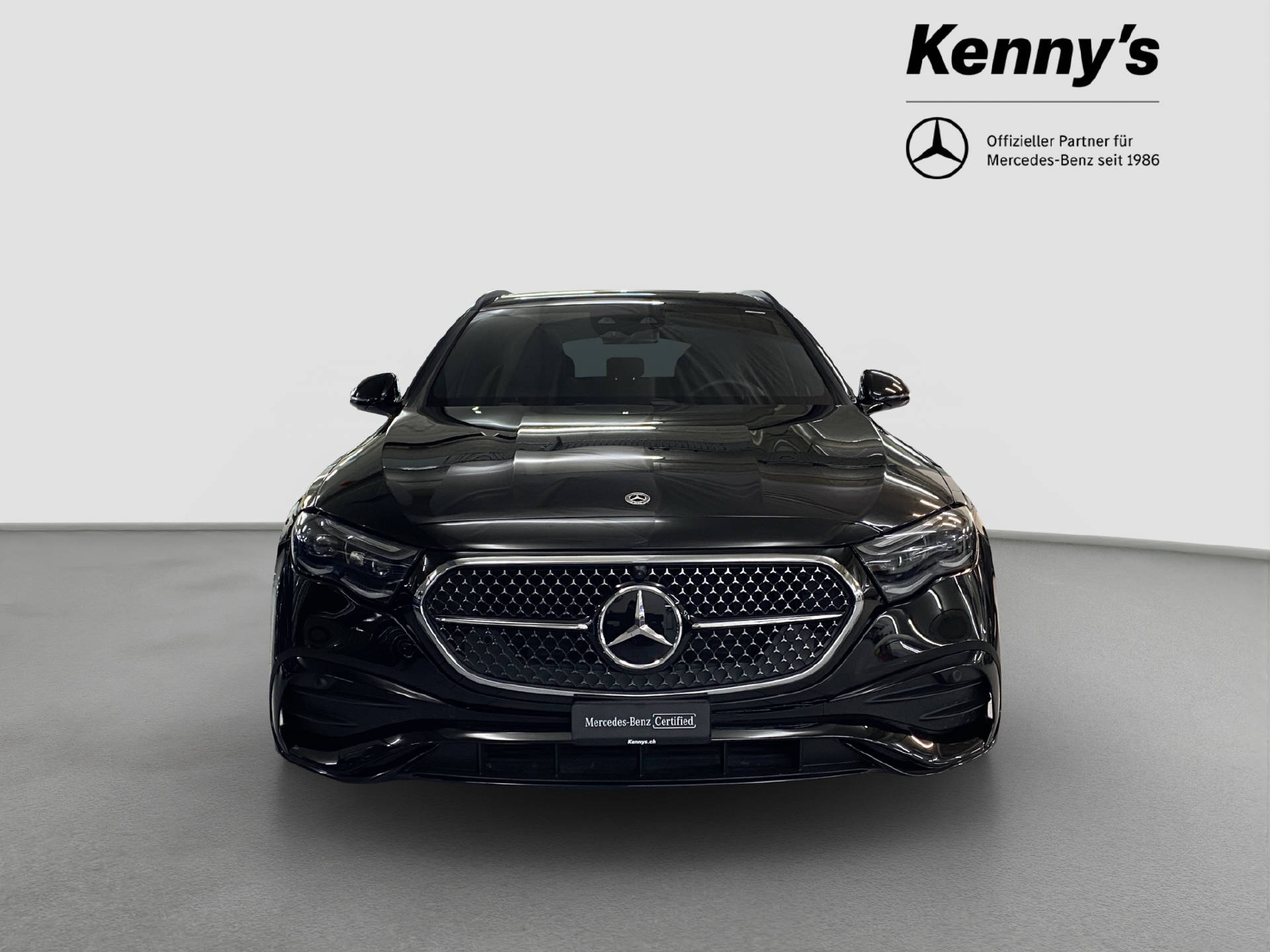 MERCEDES-BENZ E 300 de AMG Line 4matic Kombi-image-1