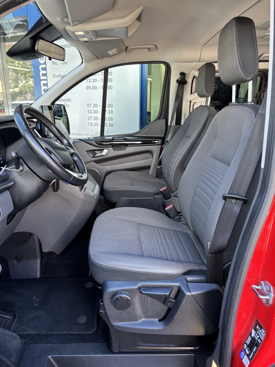 FORD Tourneo Custom 310 L1 2.0 TDCi 170 Titanium-image-3