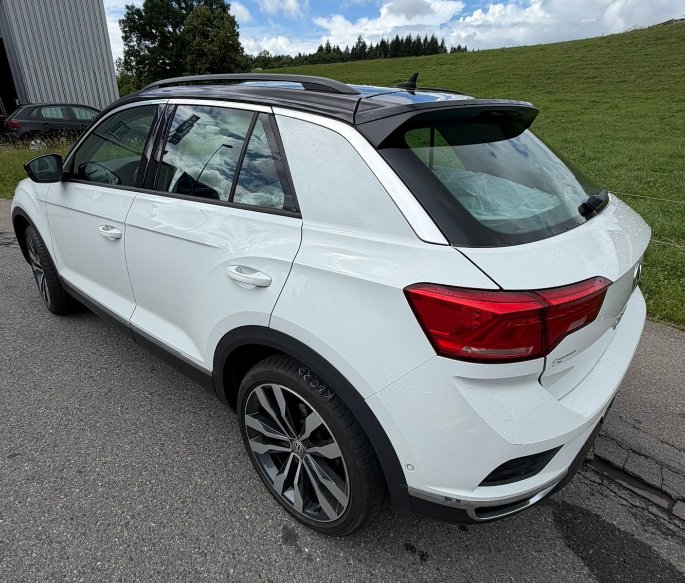 VW 2.0 TSI Advance DSG 4motion-image-1
