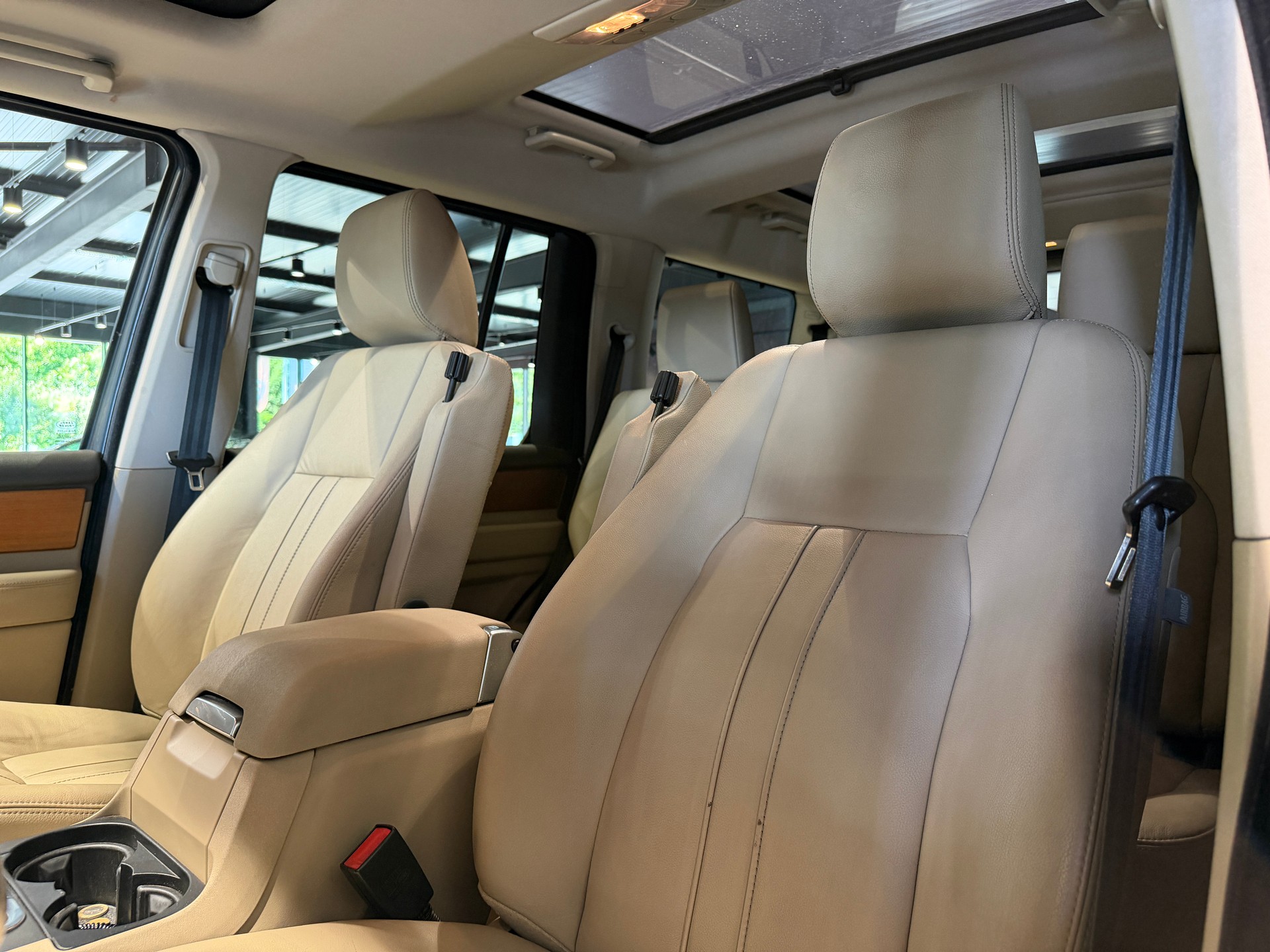 LAND ROVER Discovery 4 3.0 SDV6 HSE Automatic-image-10