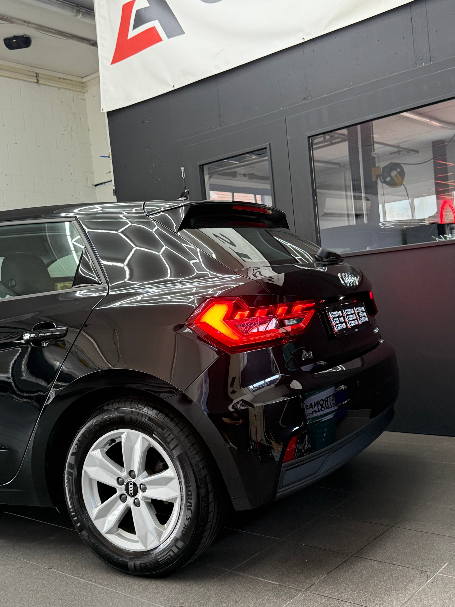 AUDI A1 Sportback 30 TFSI advanced Attraction S-tronic-image-5