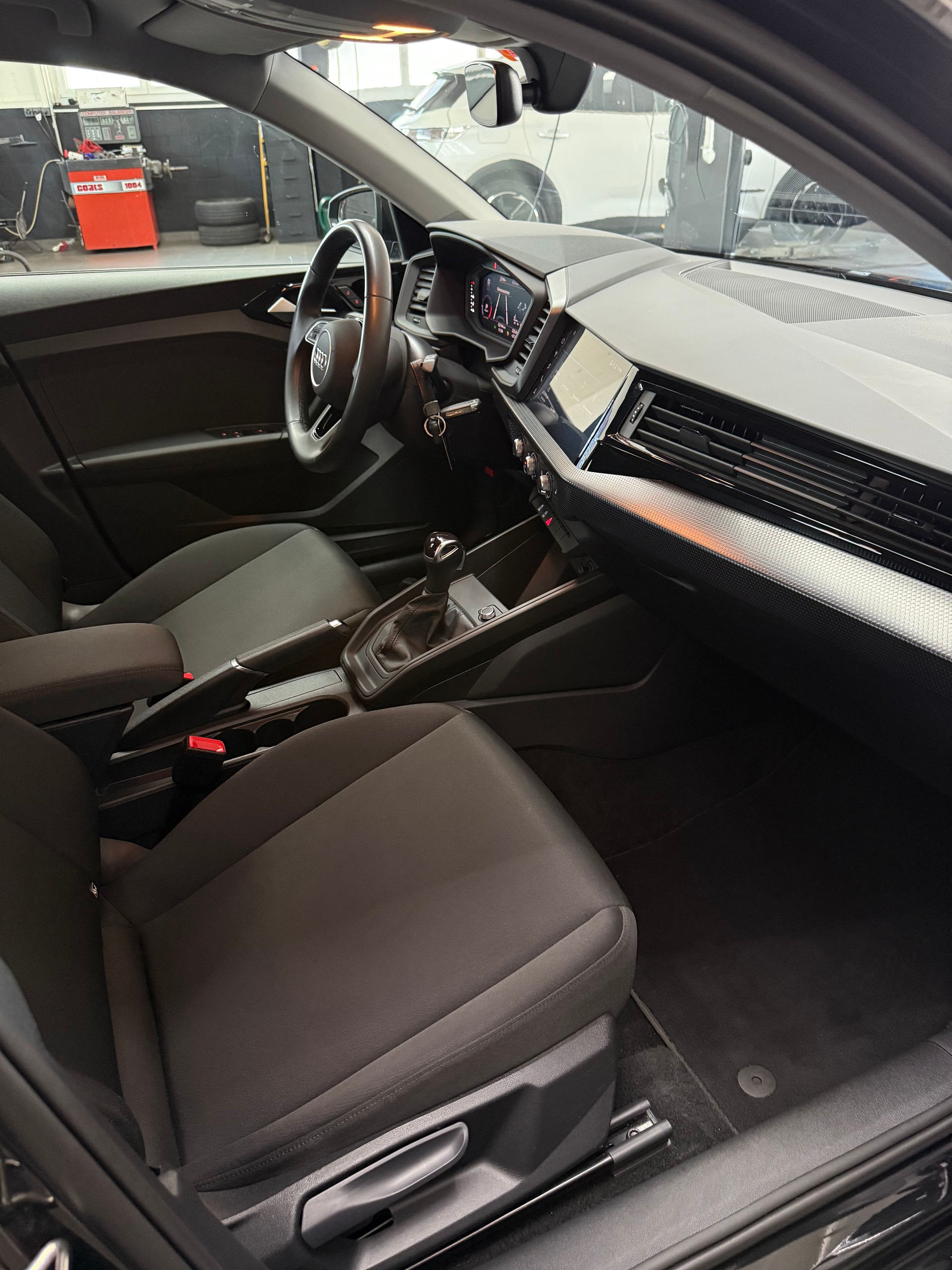 AUDI A1 Sportback 30 TFSI advanced Attraction S-tronic-image-10