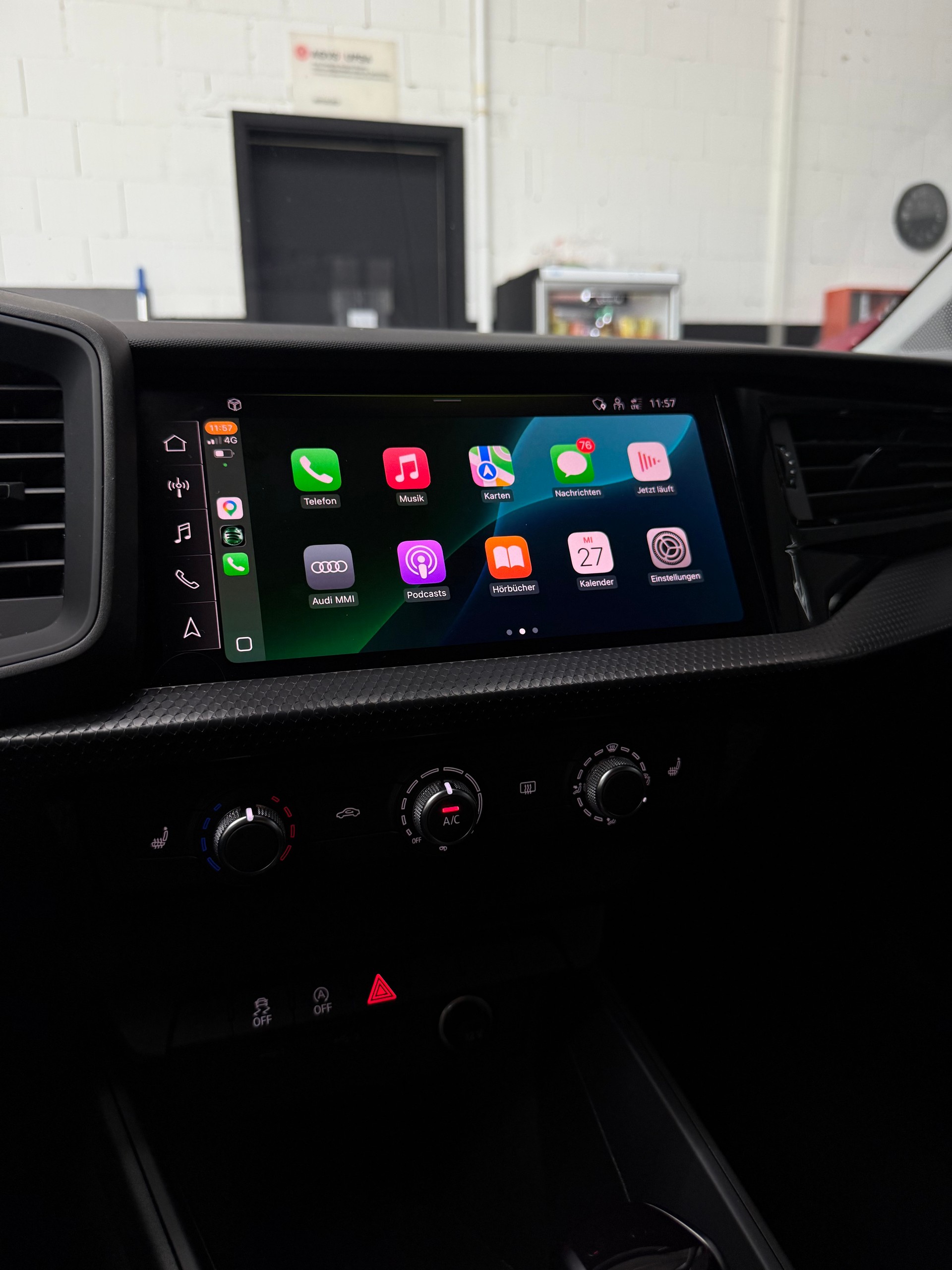 AUDI A1 Sportback 30 TFSI advanced Attraction S-tronic-image-8