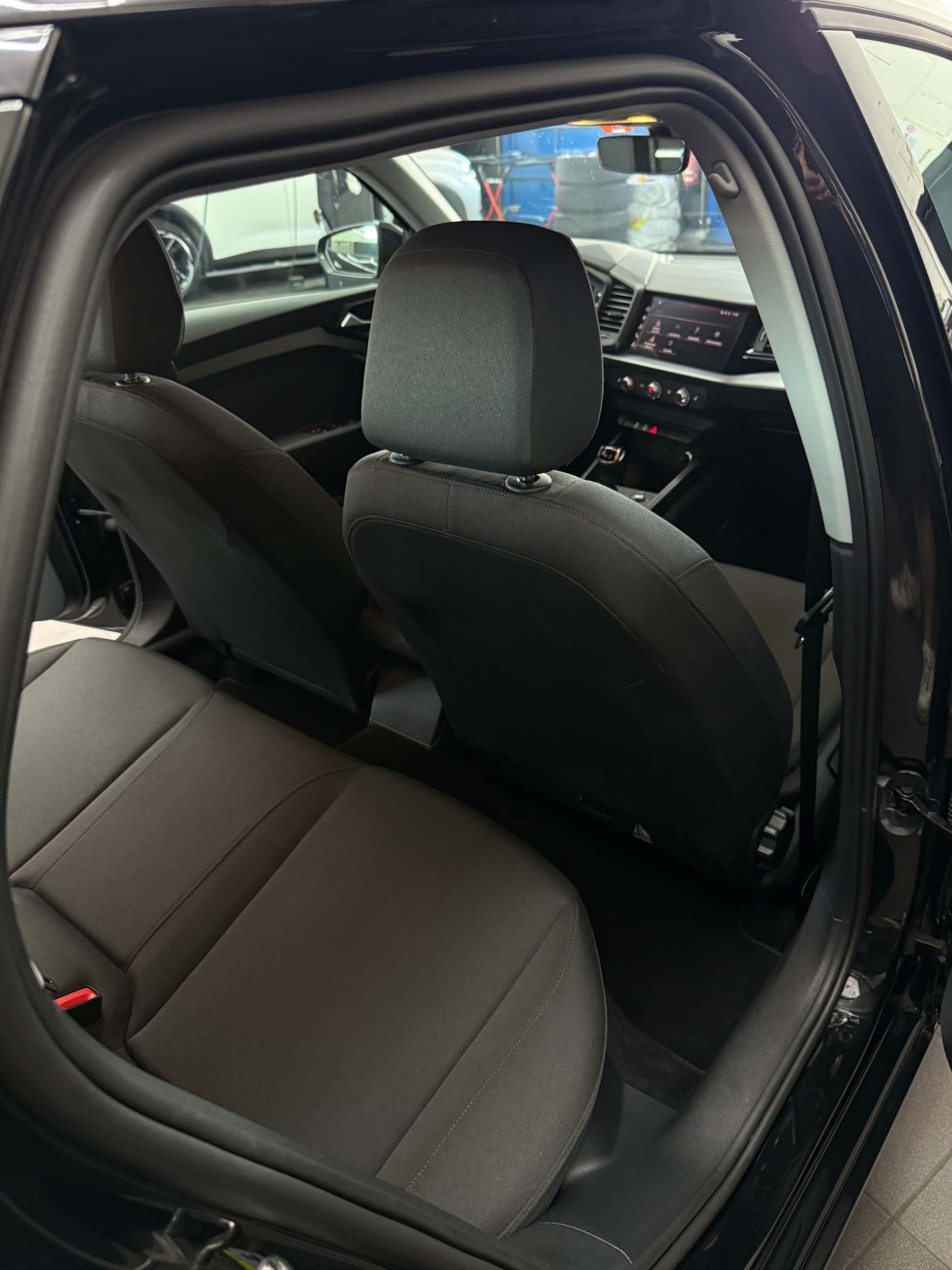 AUDI A1 Sportback 30 TFSI advanced Attraction S-tronic-image-11