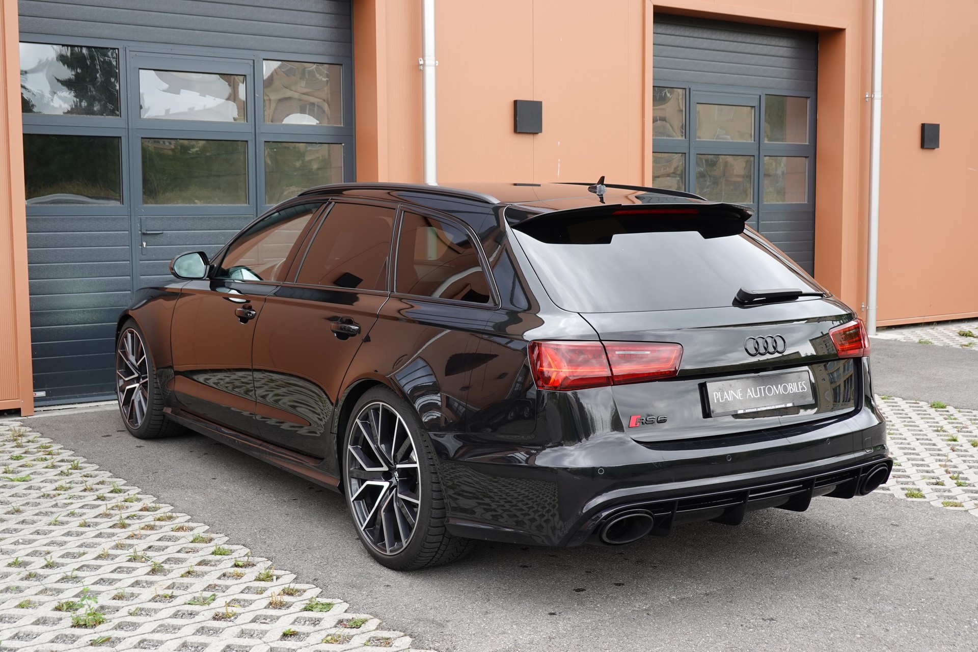 AUDI RS6 Avant 4.0 TFSI V8 performance - "Toit Ouvrant * Sièges électriques * Sièges chauffants avant et arrière * Son BOSE *-image-9