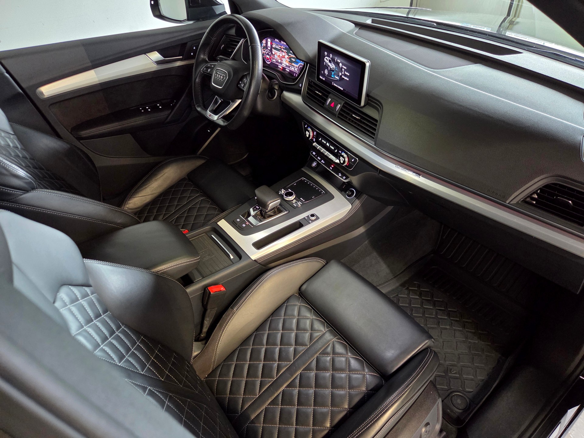 AUDI Q5 3.0 V6 TDI Sport qu. T-Tronic ABT-image-6