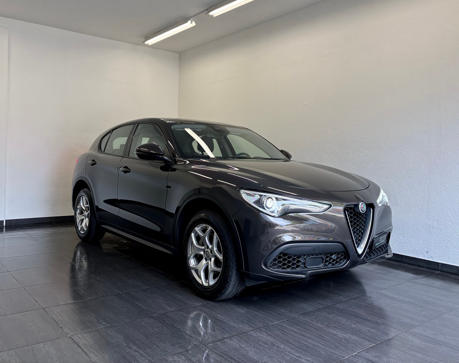 ALFA ROMEO Stelvio 2.0 Super Q4 Automatic-showroom-element-1